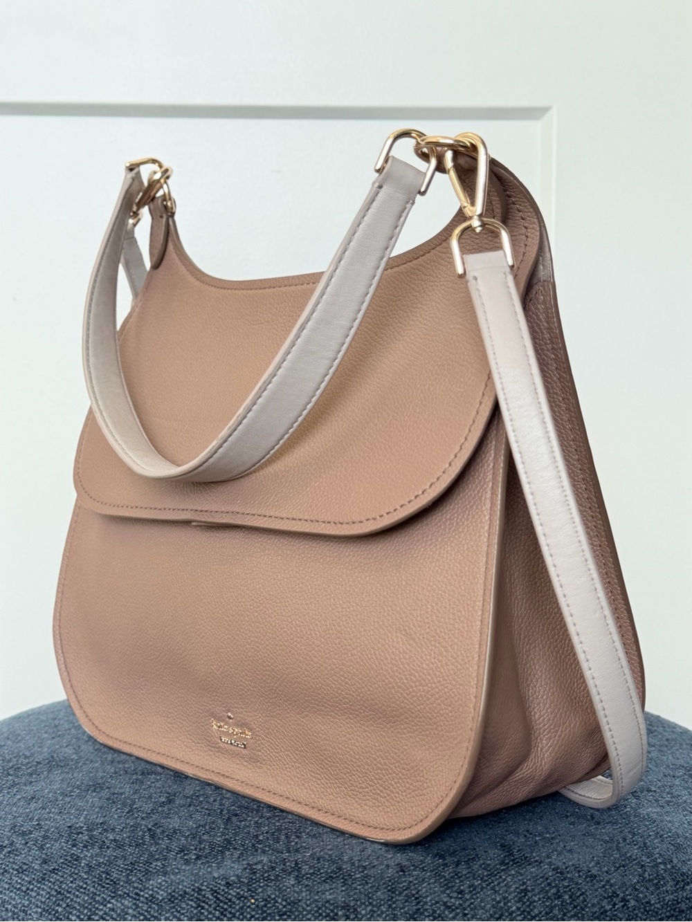 Kate Spade New York Pebbled Leather Convertible Shoulder & Crossbody Bag – Taupe